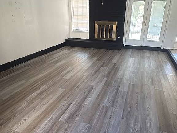 3rd image of 141 Masquerade Ln