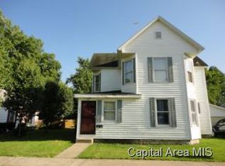 390 W Tremont St, Waverly, IL 62692