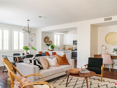 8620 Belford Ave APT 601, Los Angeles, CA, 90045