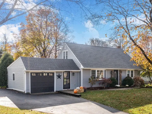20 Cleveland Street, Enfield, CT 06082