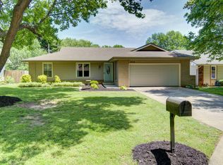 2514 S Weller Ave, Springfield, MO 65804