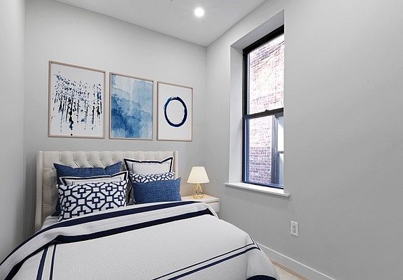 5th image of 128 E 86th St APT 2B