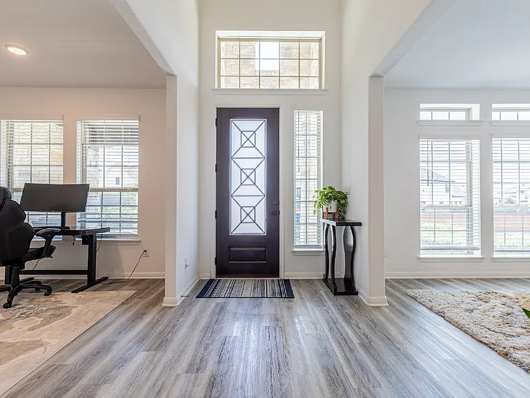 2332 Giona Pl — Photo 8