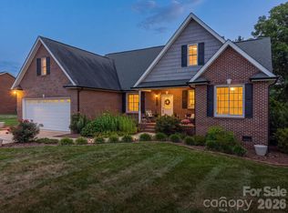 1855 Jetton Dr, Vale, NC 28168