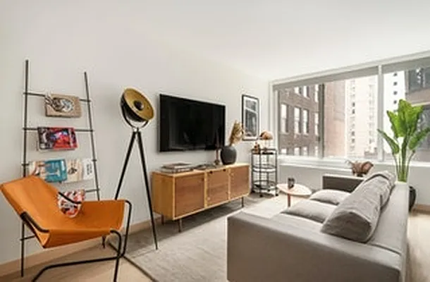 Rented by Bold Marketing | media 55