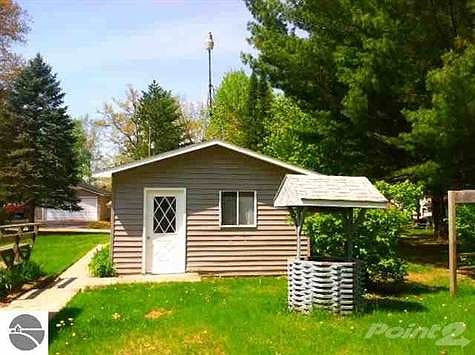 4th image of 4910 Lucinda Dr