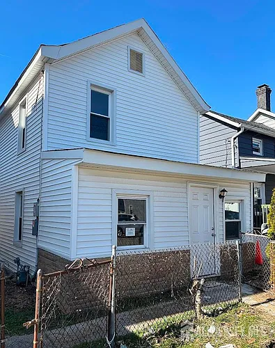 541 Hartford St Photo 1