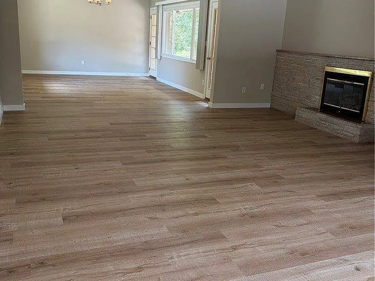 2104 Walter Rd — Photo 3