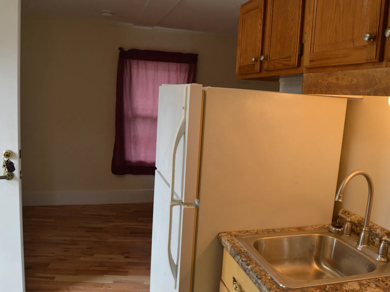 Studio, 600 sqft, $1,650 — Photo 3