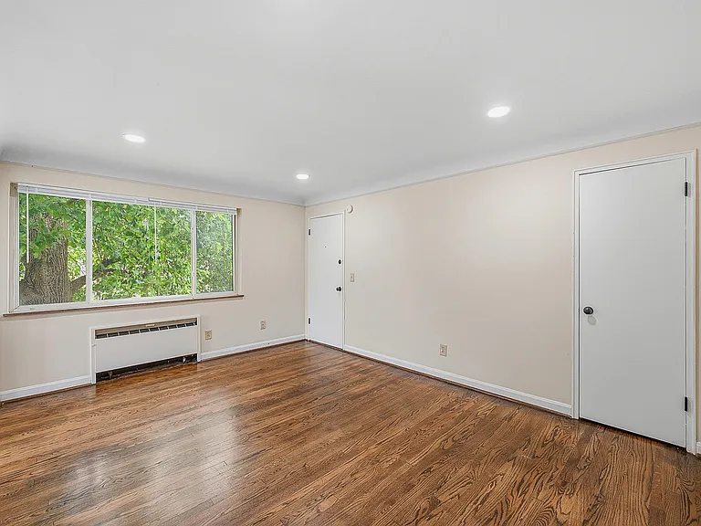 6428 Montgomery Rd #4 — Photo 11