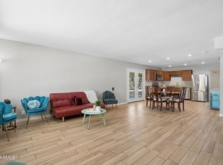 2131 W EDGEWOOD Avenue, Mesa, AZ 85202