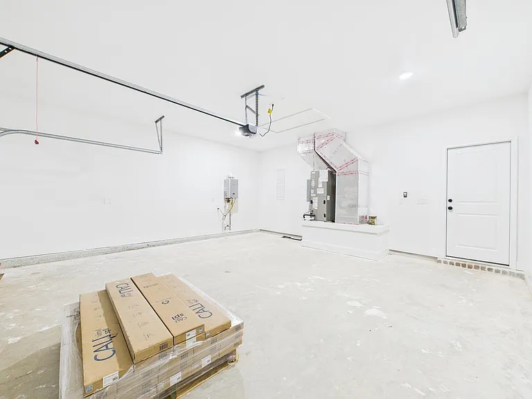 333 Shoal River Dr — Photo 4