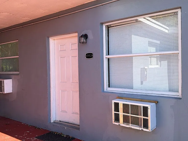 1777 Ali Baba Ave #6 — Photo 2