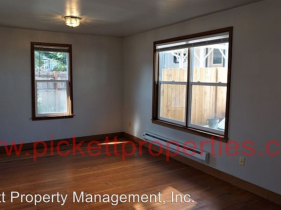 4th image of 1225 1/2 5th St