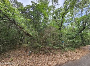 8 Col Rhett Trl, Southport, NC 28461