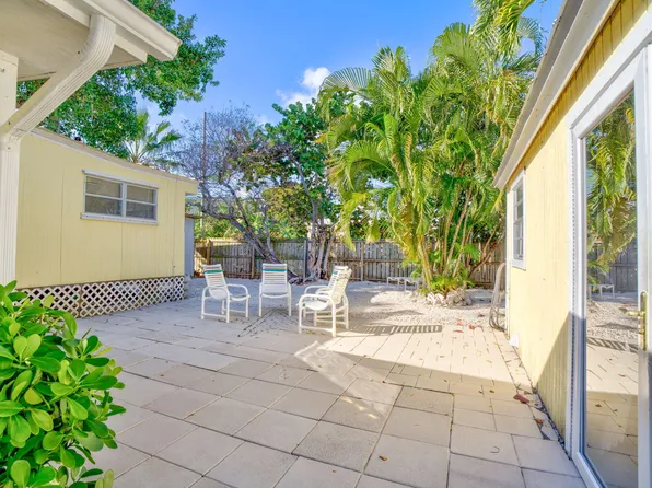 28131 Helen Ave, Little Torch Key, FL 33042