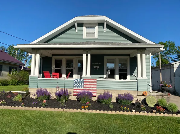 106 S College St, Rockville, IN 47872