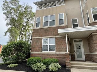 1388 Lower Green Cir, Columbus, OH 43212
