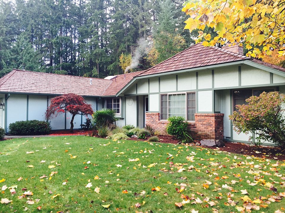 2nd image of 2612 143rd Pl SE