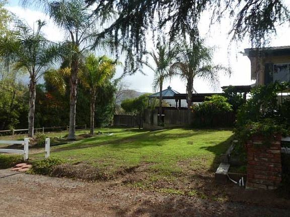 Front/side yard