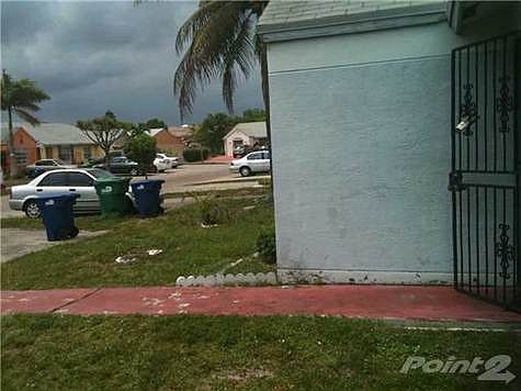 5th image of 18349 NW 44th Ct