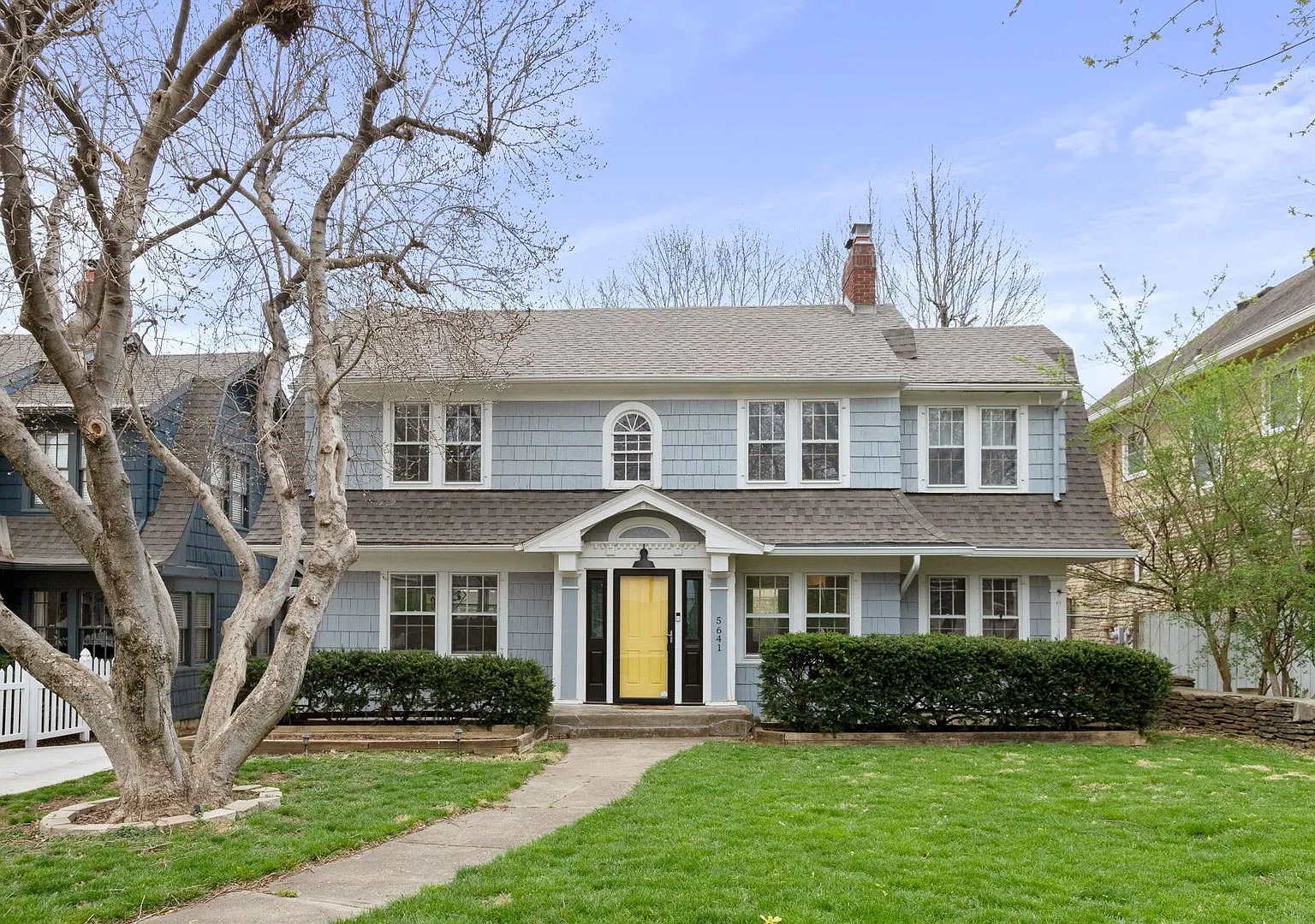 Wonderful Brookside Home — Photo 1