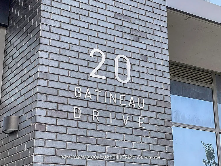 20 Gatineau Dr #402 — Photo 3