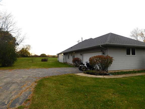 3rd image of 4411 Gayle Dr