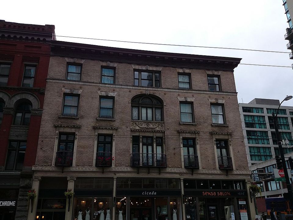 1st image of 1119 1st Ave APT 215