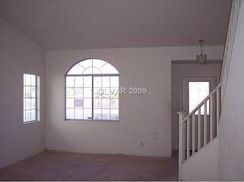 5th image of 2807 Tahiti Isle Ave