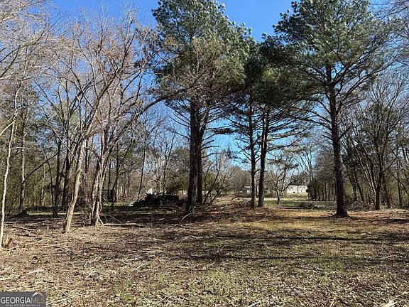 5th image of 1317 Bakers Ferry Rd