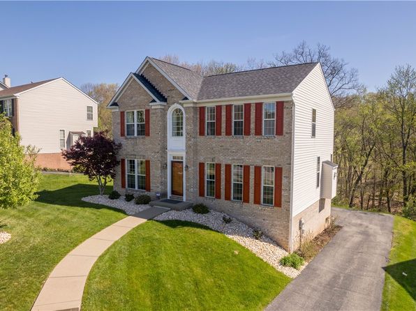 4014 Turnwood Ln, Coraopolis, PA 15108