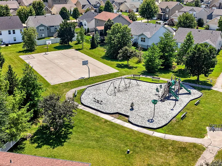 330 Wabash Woods Way — Photo 29