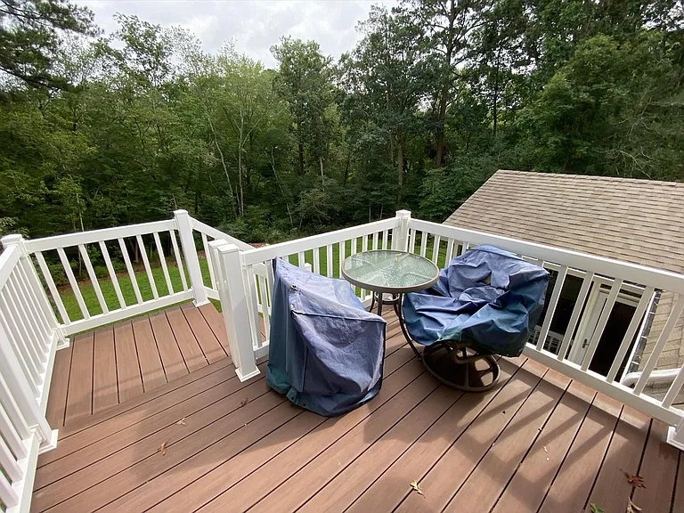 2094 Fieldcrest Dr — Photo 35