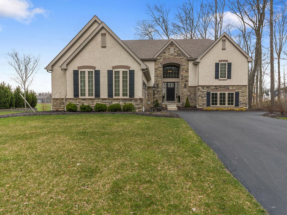 1st image of 1694 Somerford Dr