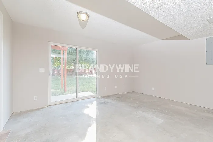 19307 Diamond Ln — Photo 13
