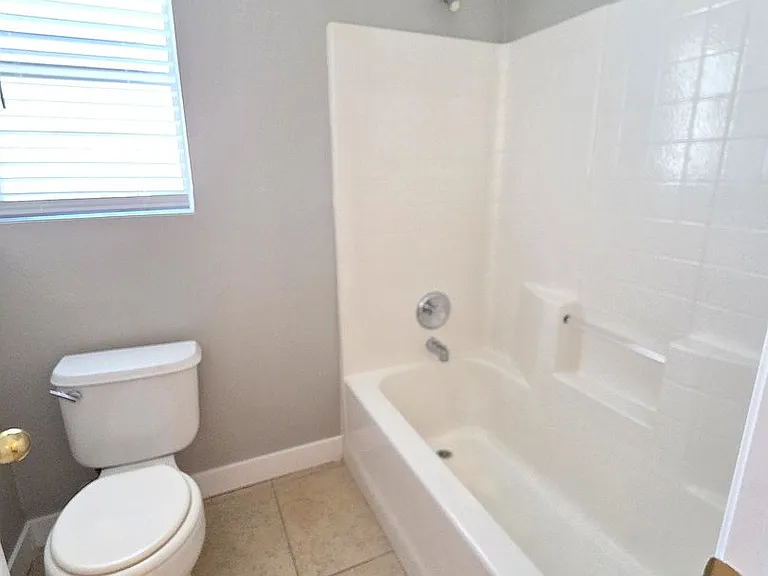 7904 Canyon Grove Ct — Photo 23
