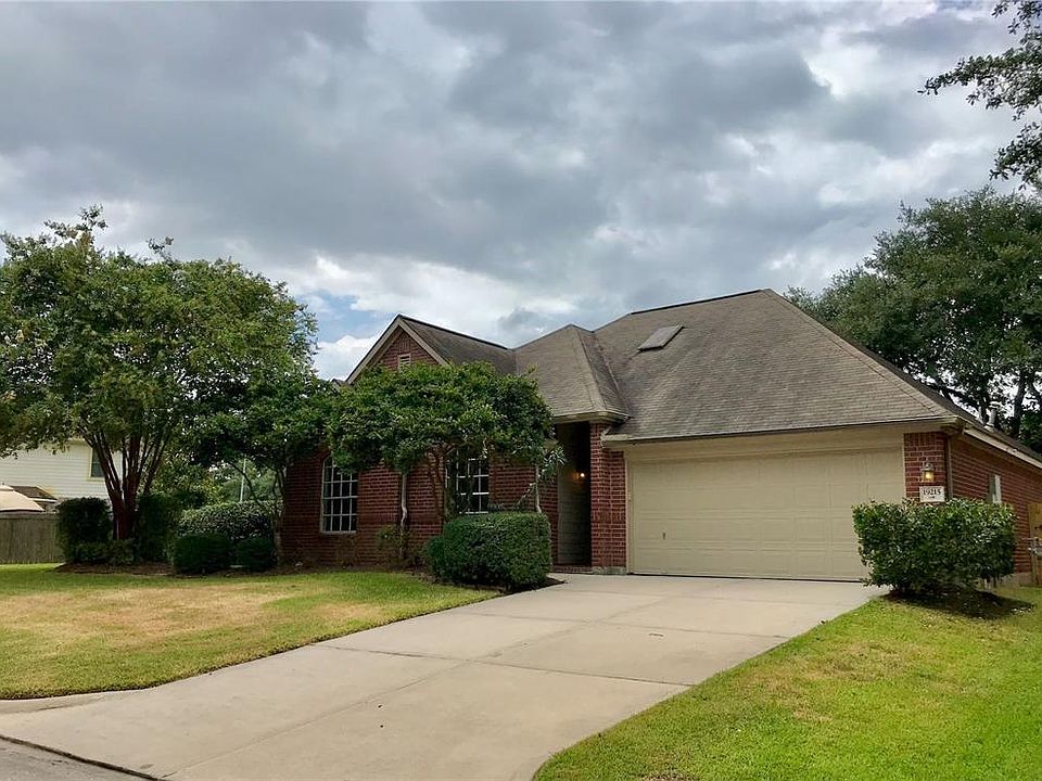 1st image of 19215 Kelly Pines Ct