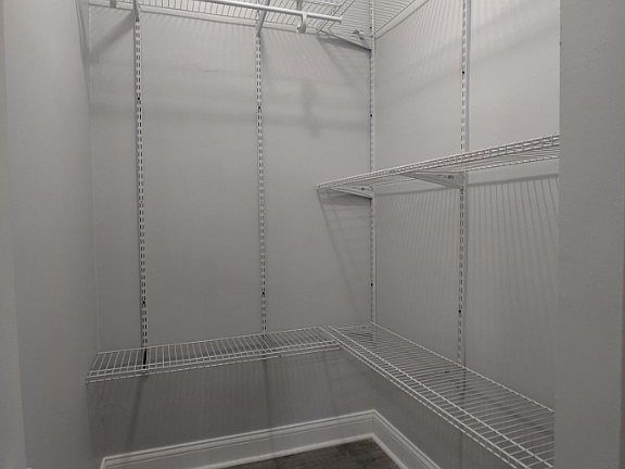 5th image of 5860 N Kenmore Ave #5860407