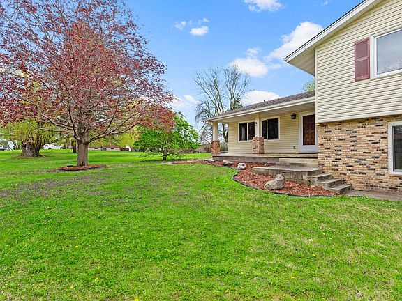 5th image of 2055 Edgewood Dr