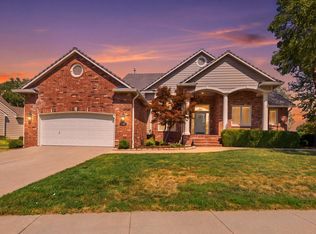 12206 E Killenwood Dr, Wichita, KS 67206