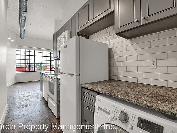 5th image of 4901 Pernod Ave APT 13