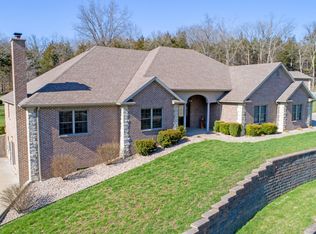 5400 Foxfire Ln, Lohman, MO 65053