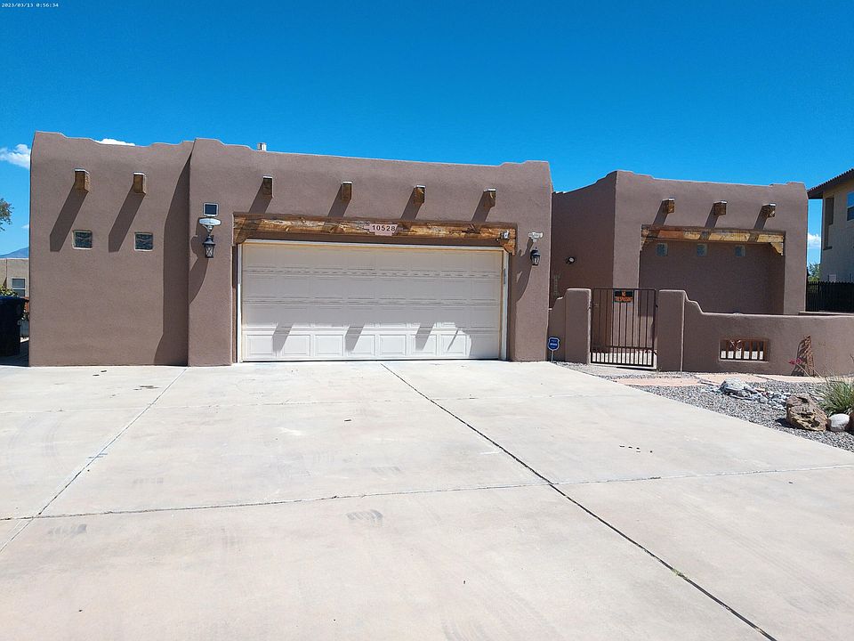1st image of 10528 Crestridge Ct NW