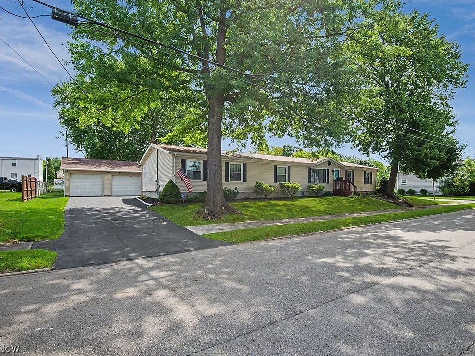 1st image of 209 Cherry Ave