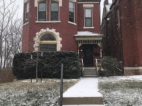 3rd image of 3034 Grand Ave APT 1