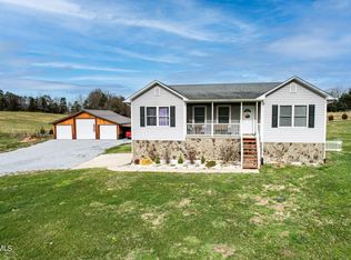 215 Pine Ridge Dr, Afton, TN 37616