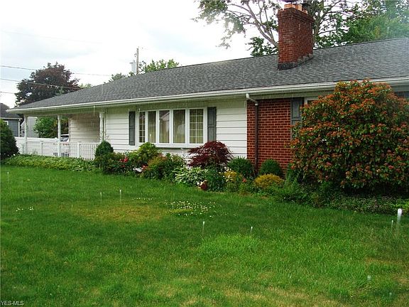 3rd image of 1111 N Union Ave