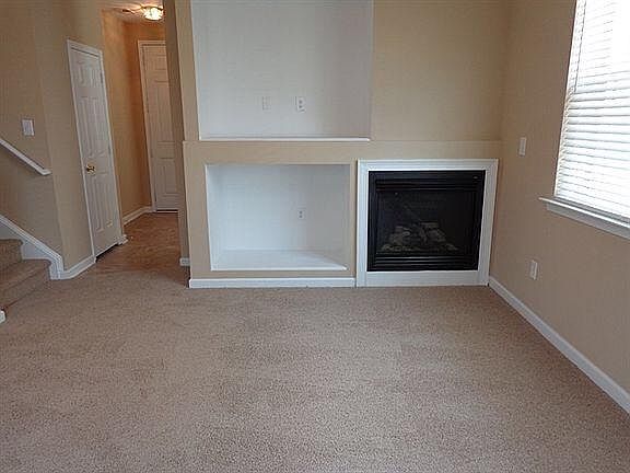 4th image of 3-221 Hiawassee Dr #3