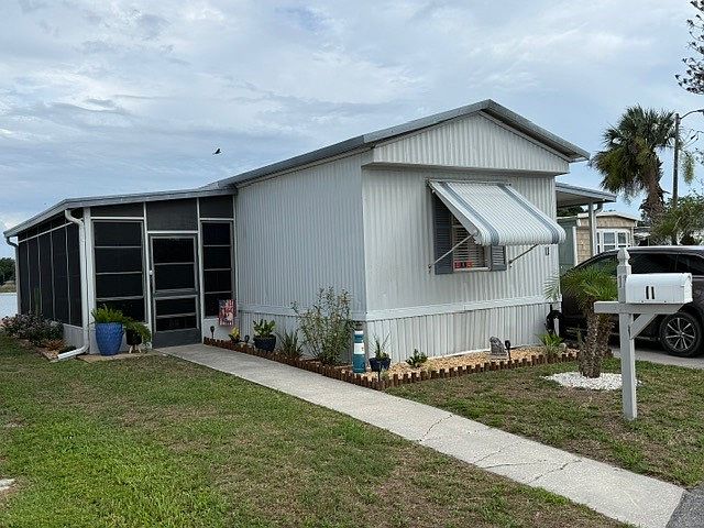 1st image of 11 Bonny Shores Dr